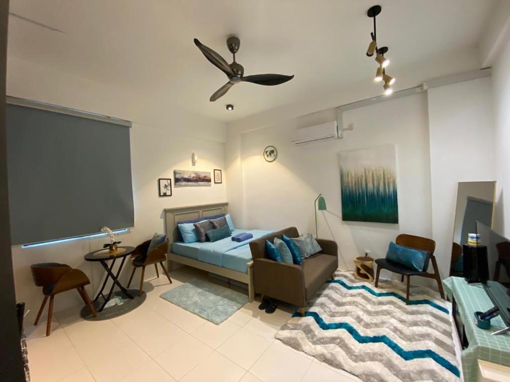 Pangsapuri Homie - 1 With Kitchen, Dining Table, Sofa, Tv With Pool And Free Wifii 500 Meter Dari Hospital Sultanah Bahiyah Kedah Alor Setar